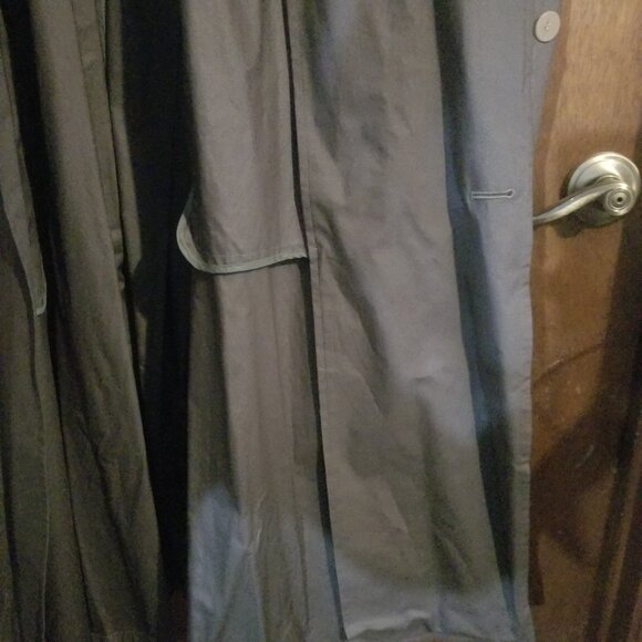 London Fog size 46 Reg green trench coat - Picture 6 of 9